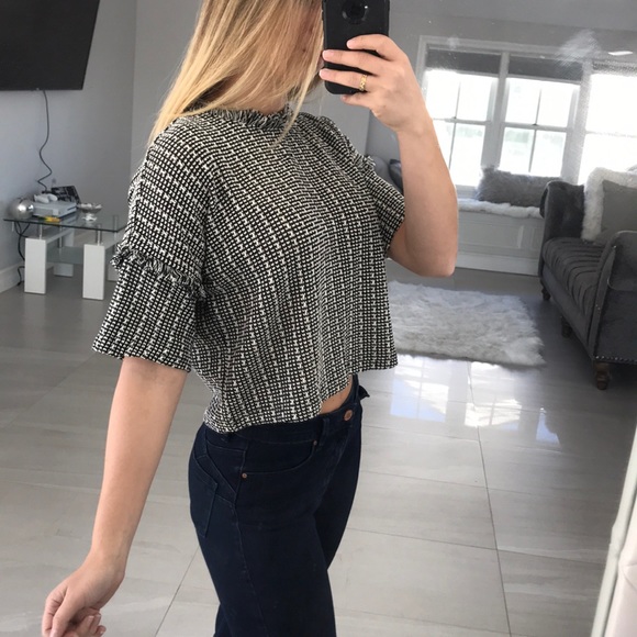 Fringe Crop - Picture 2 of 6